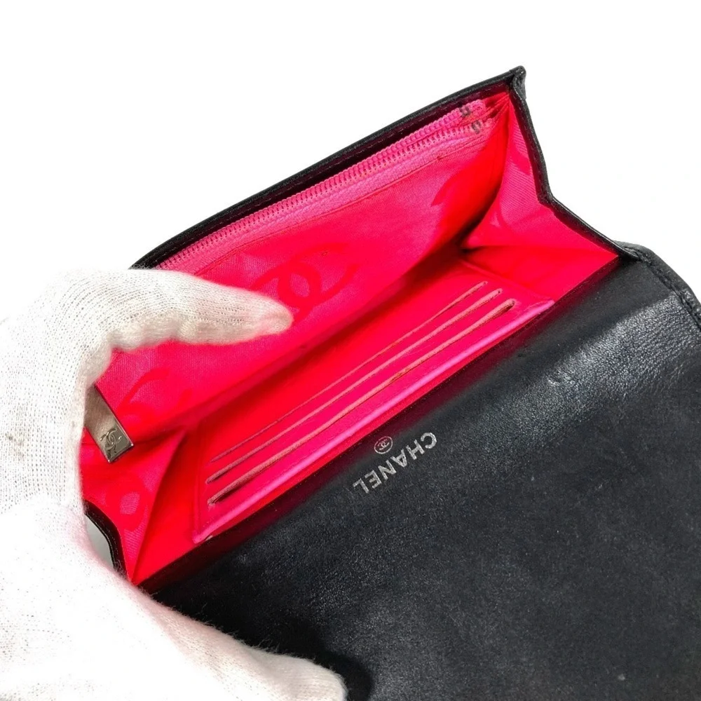 CHANEL Authentic Black Leather Logo Wallet
